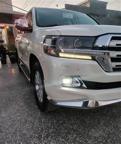 تويوتا لاندكروزر